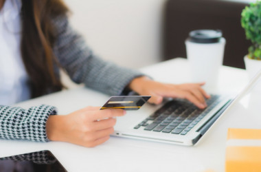 Учасникам пробного ЗНО повернуто майже 33 млн грн