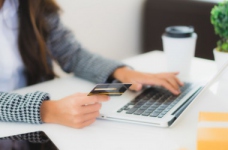 Учасникам пробного ЗНО повернуто майже 33 млн грн