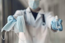 Чи забезпечили вчителів вашої школи протиепідемічними засобами?