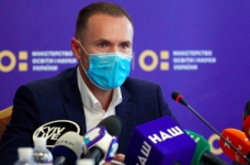 Влада наполягає, щоб освіта була в очному форматі, - Шкарлет