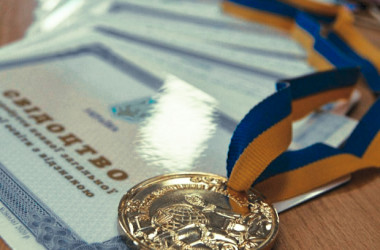 МОН не планує збільшувати вагу атестата при вступі