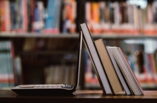 МОН планує переводити іспити в електронний формат 