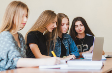 Курс "Громадянська освіта" - це суспільна ініціатива