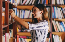 Гуманітарні професії відійдуть на другий план, - МОН