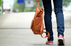 МОН рекомендуватиме закривати школи у «помаранчевих» зонах