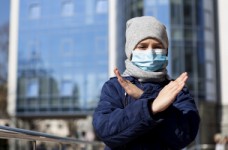 Школи і виші в «червоних» зонах закриватимуть