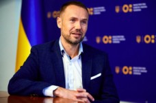 Працівникам системи ЗНО підвищать зарплати