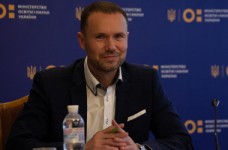 МОН розпочало дискусію про терміни шкільного навчання