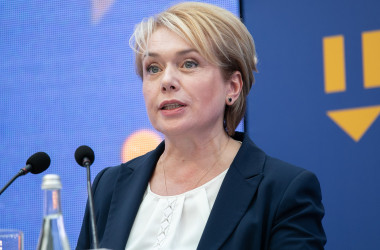 Гриневич: провідні країни навчають дітей у школі до 18 років