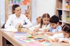 Цьогоріч в Україні відкрито майже 100 приватних дитсадків
