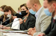 Уряд планує забезпечити школярів здоровим харчуванням