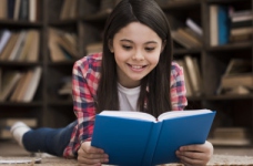 У МОН кажуть про кризу якості підручників з 2014 року