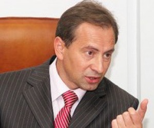 Томенко: врахування середнього бала спровокувало корегування показників атестатів