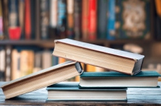 В Україні призупинено розгляд справ про плагіат