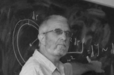 К. Усенко: суспільство не обтяжує владу турботою про освіту