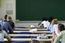 УЦОЯО продовжує обробку бланків відповідей тестових завдань