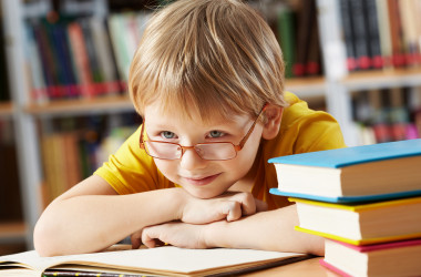 Київ просить відновити навчання молодших школярів