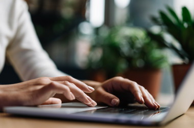 Людей, які втратили роботу, навчатимуть ІТ спеціальностям