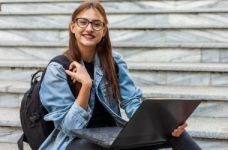 Найкращі учасники ЗНО отримають по 100 тисяч грн