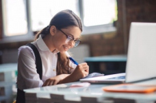 На ЗНО 2021 року очікують понад 380 тисяч учасників