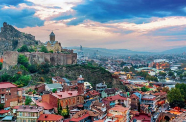 Школярів запрошують до Європейської школи у Тбілісі