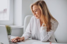 Учителів запрошують у проєкт, присвячений медіаграмотності