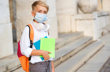 Школи закриватимуть лише при «червоному» рівні небезпеки