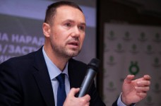 МОН має намір розв’язати проблему якості підручників