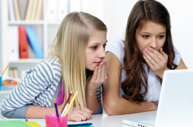 Безпека дітей в інтернеті: рекомендації для вчителів та батьків