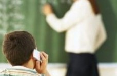 У Великій Британії вчителям шкіл дозволили застосовувати силу