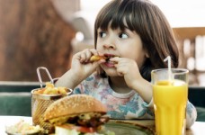 У МОН заявляють, що якість шкільних їдалень під контролем