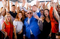 «Ректор. Нові часи»: вийшов документальний фільм про Поплавського