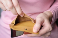 Місцеву владу просять не скорочувати вчительські надбавки