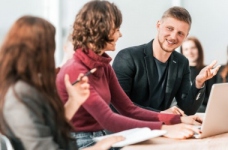 УЦОЯО визначив експертів, які встановлять поріг тестів ЗНО