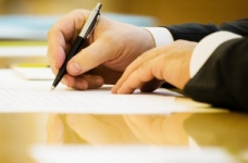 Президент призначив стипендії видатним науковцям