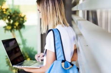 У МОН кажуть, що все більше учнів задоволені дистанційним навчанням