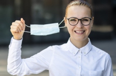 В Україні вакцинувалися 300 тисяч освітян