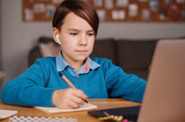 В Україні створять онлайн платформу для вивчення Голокосту