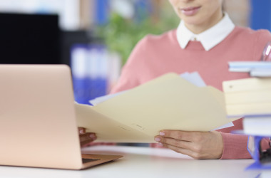 МОЗ: підстав не допускати в школу невакцинованого вчителя немає