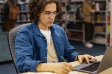 Іспити з володіння державною мовою проводитимуть у вишах