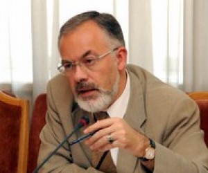 Д.Табачник: вступна кампанія продовжуватися не буде