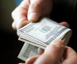 На Прикарпатті затримали члена приймальної екзаменаційної комісії