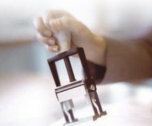 Вступні документи не потребують нотаріального завірення – Д.Табачник