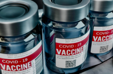 Першою дозою вакциновано 40% працівників, дотичних до навчання