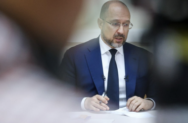 Cередня зарплата в Україні складе 15 тисяч грн, –  прем’єр