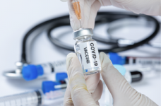 У МОН заявили про позитивну динаміку вакцинації вчителів