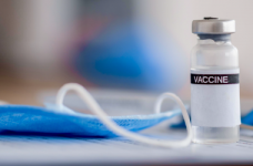 В Україні ще не вакцинували 107 тисяч працівників шкіл