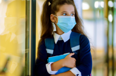 Уряд створив школу для дітей, які перебувають на лікуванні