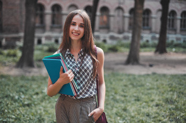 Стипендії для онлайн-навчання за кордоном