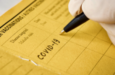 МОЗ поширить вимогу про вакцинацію на «жовту» зону